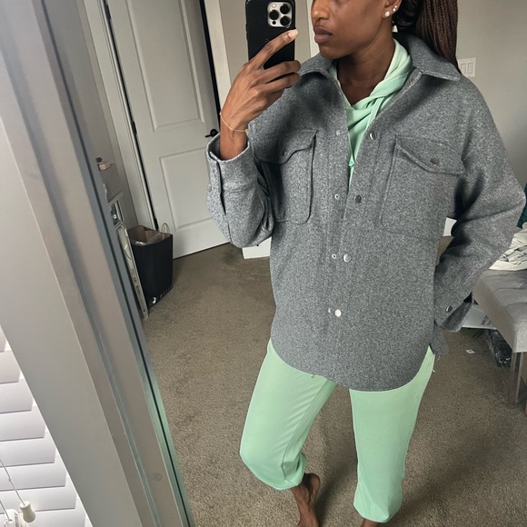 Zara soft grey shirt jacket - Picture 1 of 12